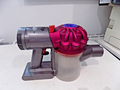 Dyson vacuum cleaner - cleaner, main