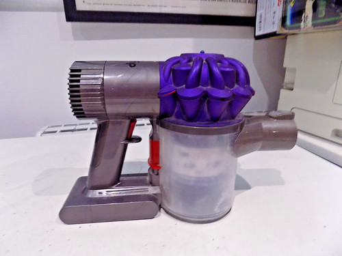 Dyson animal vacuum cleaner - vacuum,