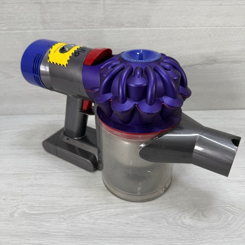 Dyson handheld cordless - v7,