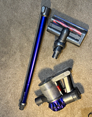 Dyson animal handheld - v6,