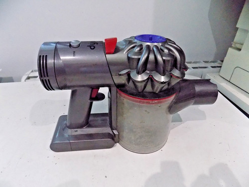 Dyson vacuum cleaner - v7,