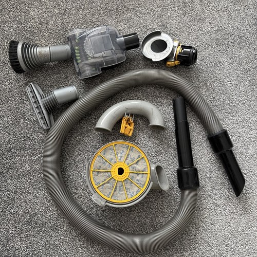 Dyson vacuum cleaner - , lot