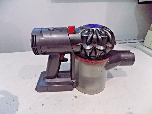 Dyson vacuum cleaner - dyson,